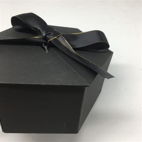 wholesale metal gift boxes customized|custom luxury gift boxes wholesale.